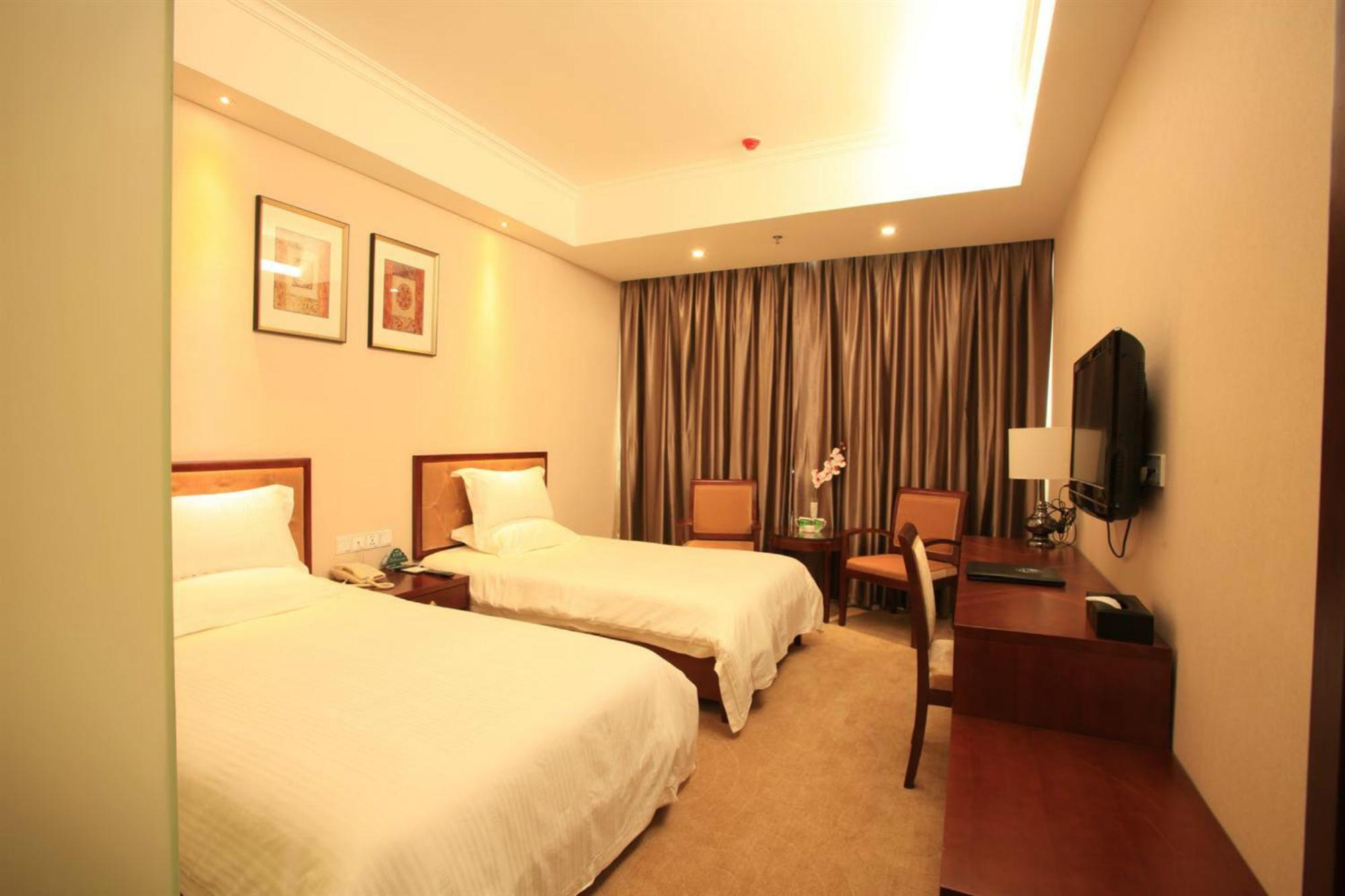 Greentree Inn Beijing Daxing Huangcun Qingyuan Road Metro Station Express Hotel Zewnętrze zdjęcie