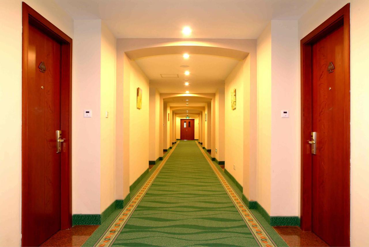 Greentree Inn Beijing Daxing Huangcun Qingyuan Road Metro Station Express Hotel Zewnętrze zdjęcie